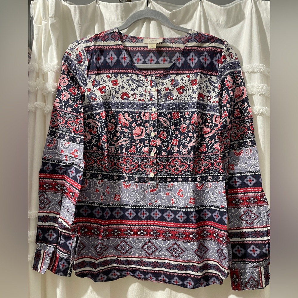 Ann Taylor Loft Long Sleeve XS